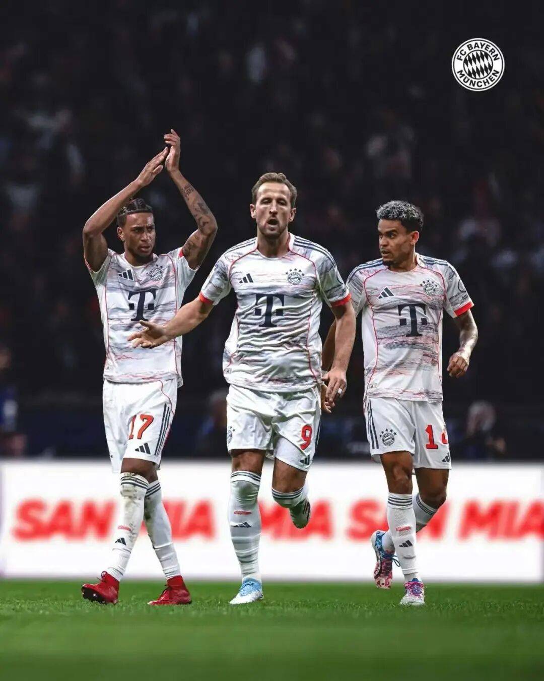 APP下载_拜仁慕尼黑德甲击败美因茨凯恩梅开二度